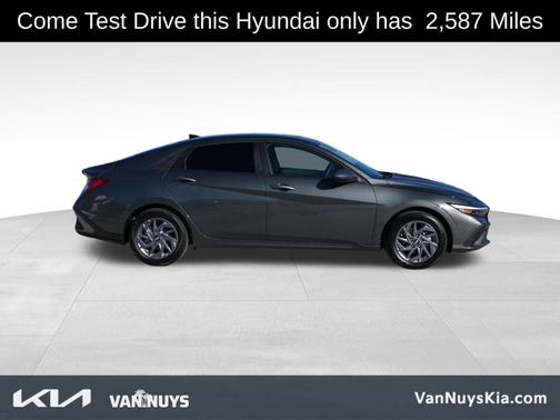 2025 Hyundai ELANTRA HEV Blue