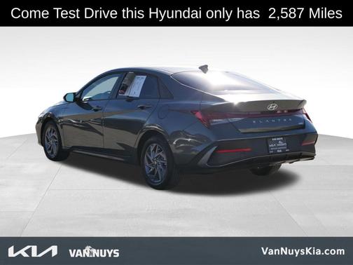 2025 Hyundai ELANTRA HEV Blue