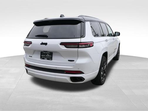 Bright White Clearcoat 2023 Jeep Grand Cherokee L Summit