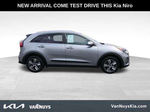 Steel Gray 2022 Kia Niro EX Premium