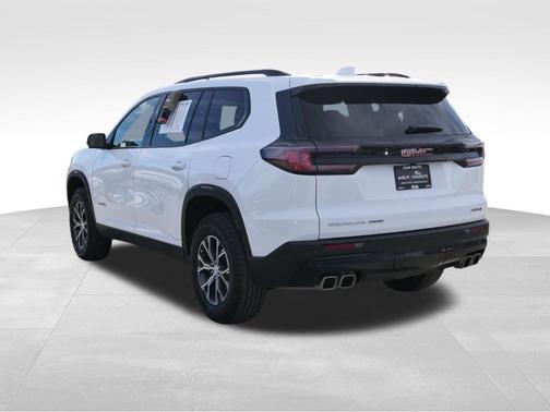 2024 GMC Acadia AT4