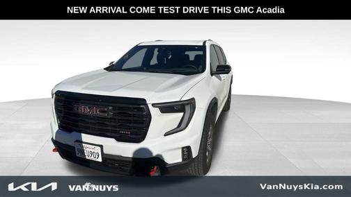 2024 GMC Acadia AT4