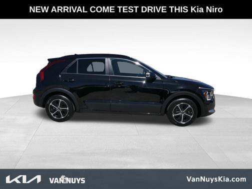 2023 Kia Niro EX