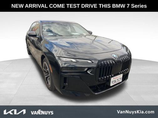 2024 BMW 740 i
