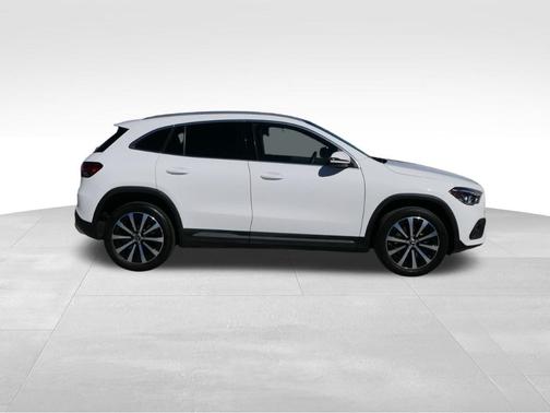 2022 Mercedes-Benz GLA 250 Base
