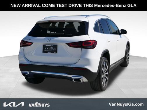 2022 Mercedes-Benz GLA 250 Base