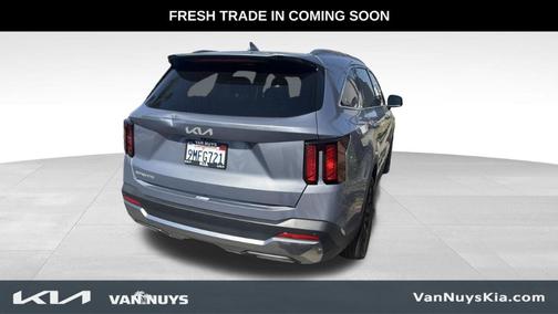 Silver 2024 Kia Sorento S