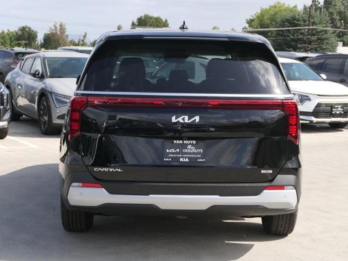 2026 Kia Carnival Hybrid LXS