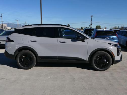 2026 Kia Sportage Plug-In Hybrid X-Line