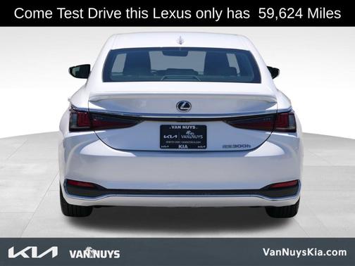 2021 Lexus ES 300h Base