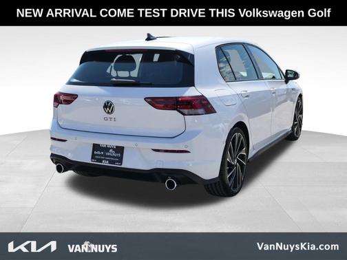 2024 Volkswagen Golf GTI 2.0T Autobahn