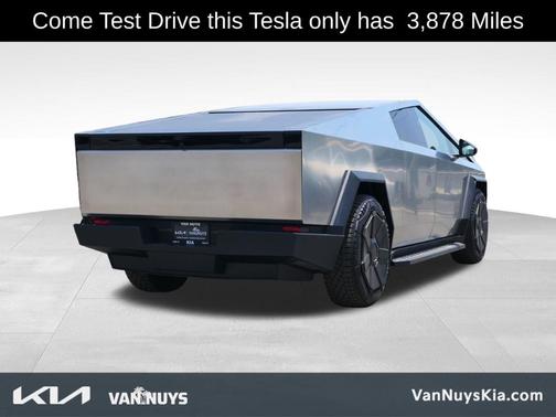 2024 Tesla Cybertruck Base