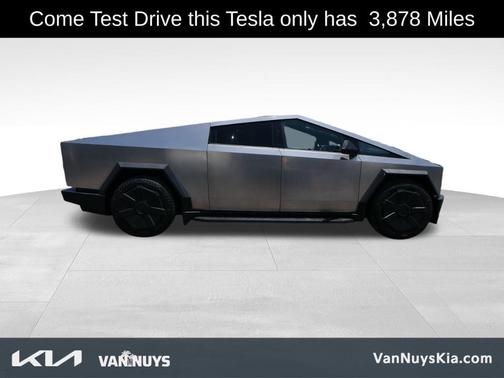 2024 Tesla Cybertruck Base