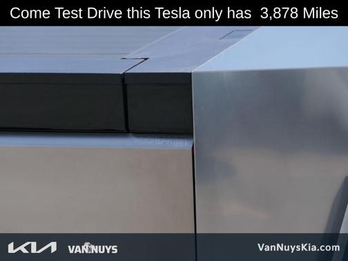2024 Tesla Cybertruck Base