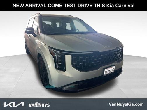 2025 Kia Carnival SX