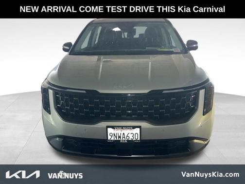 2025 Kia Carnival SX