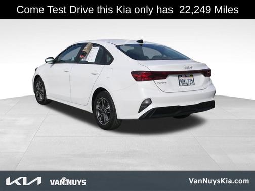 2023 Kia Forte LXS