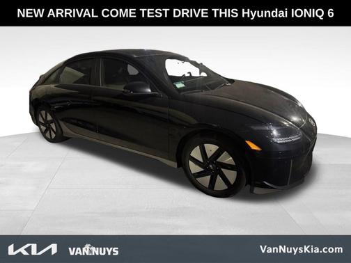 2024 Hyundai IONIQ 6 SE