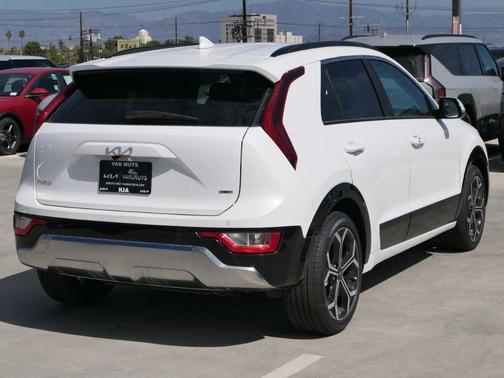 2025 Kia Niro EX Touring