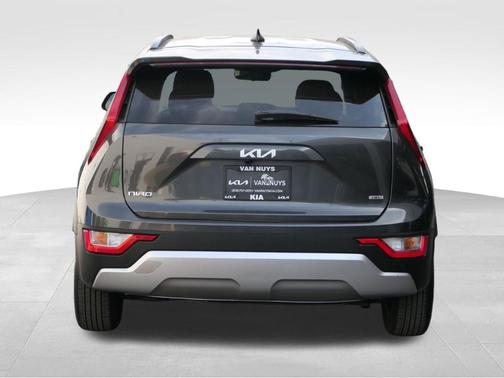 2023 Kia Niro LX
