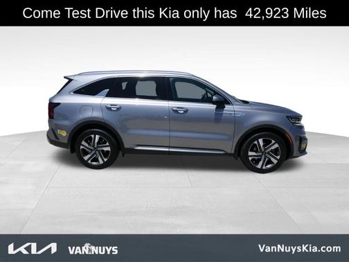 2022 Kia Sorento Plug-In Hybrid SX