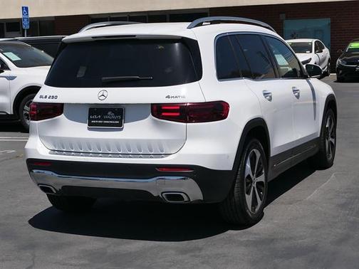 Polar White 2025 Mercedes-Benz GLB 250 Base 4MATIC