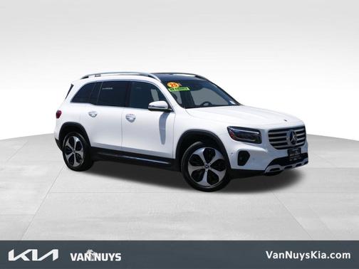 Polar White 2025 Mercedes-Benz GLB 250 Base 4MATIC