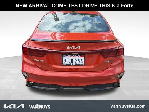Fire 2023 Kia Forte GT-Line