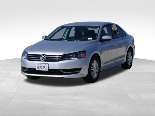 2015 Volkswagen Passat 1.8T Limited Edition