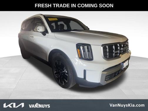 Glacial White Pearl 2023 Kia Telluride SX