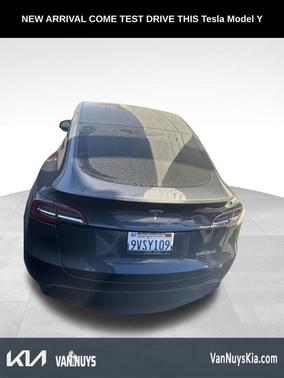 Midnight Silver Metallic 2022 Tesla Model Y Performance