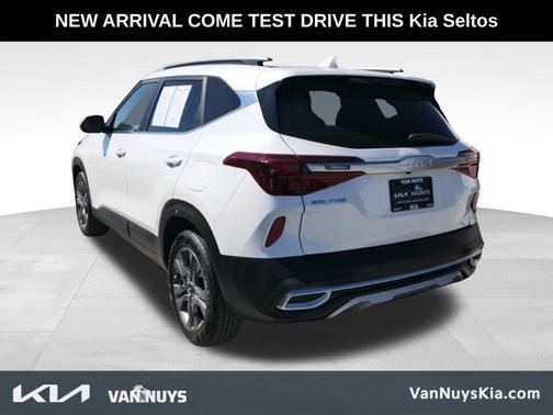 2022 Kia Seltos S