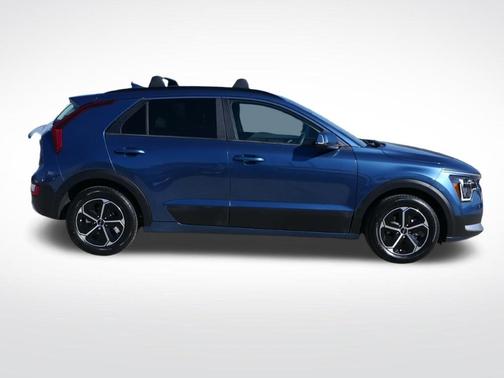 2025 Kia Niro EX
