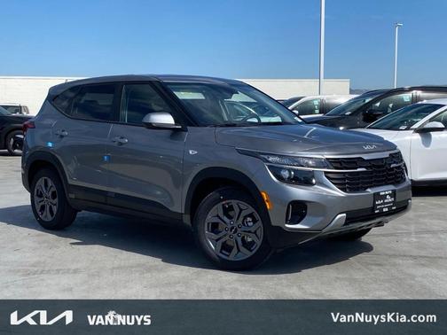 Steel Gray 2026 Kia Seltos LX