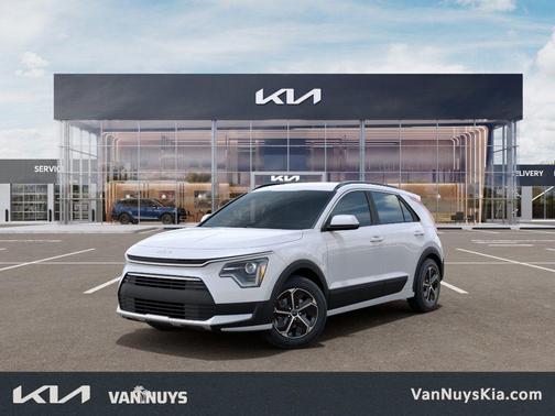 Snow White 2026 Kia Niro LX