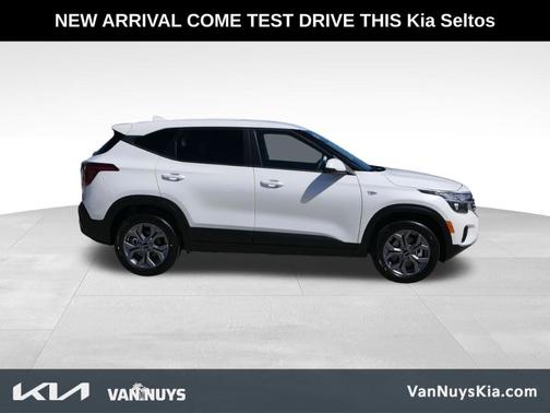2025 Kia Seltos LX