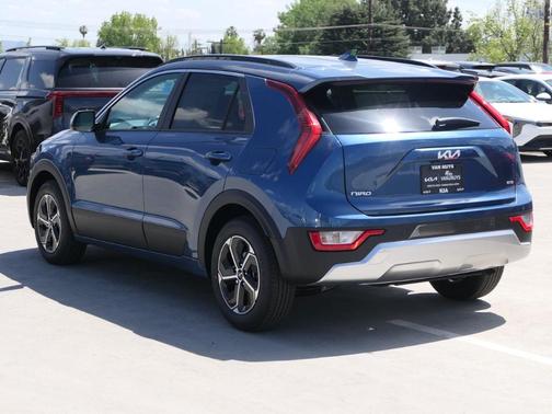 2025 Kia Niro EX