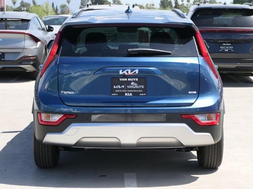 2025 Kia Niro EX