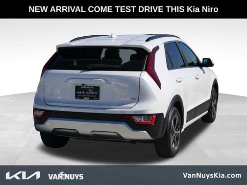 2025 Kia Niro LX
