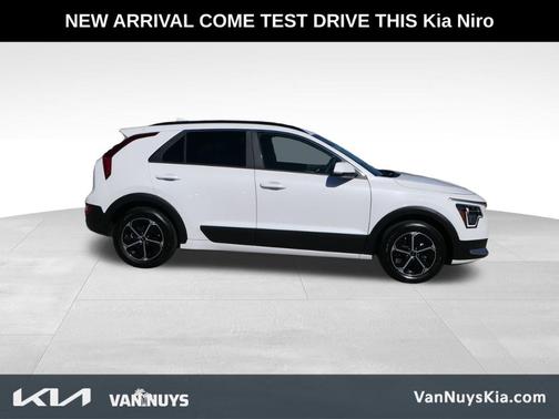 2025 Kia Niro LX