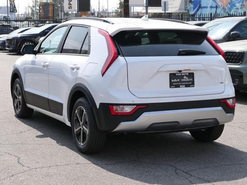 2025 Kia Niro EX