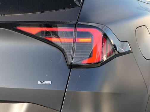 2026 Kia Sportage Plug-In Hybrid X-Line