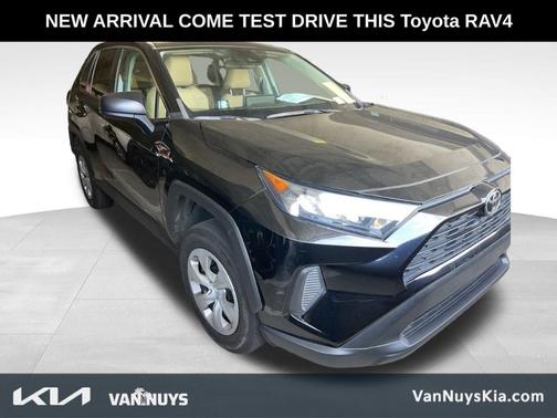 2022 Toyota RAV4 LE