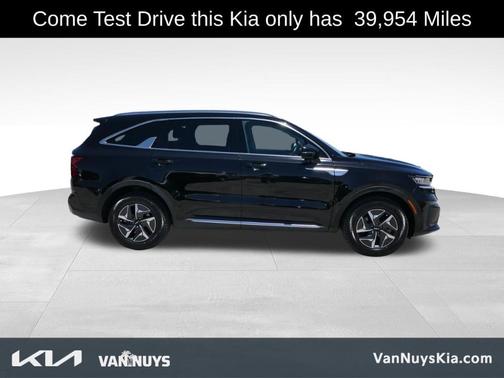 2022 Kia Sorento Hybrid S