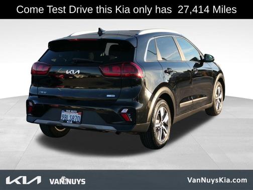 2022 Kia Niro LXS