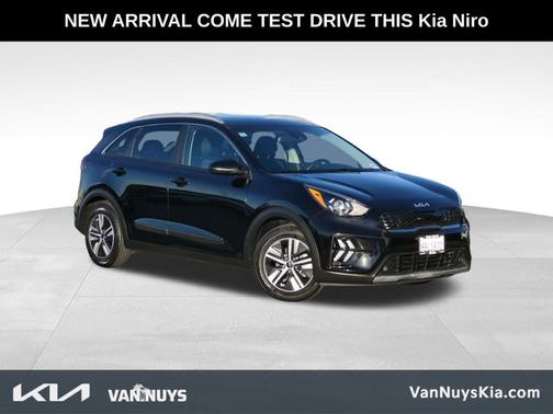 2022 Kia Niro LXS