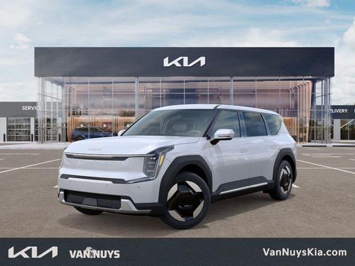 2026 Kia EV9 Light Long Range