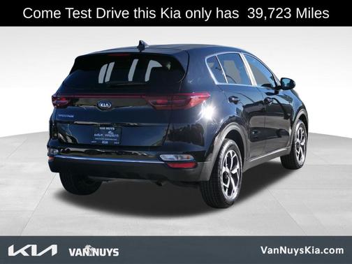 2022 Kia Sportage LX