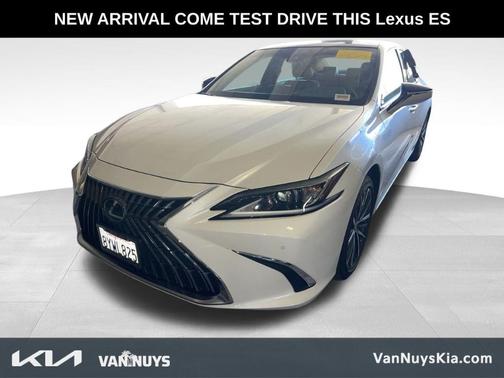 2022 Lexus ES 350 Base