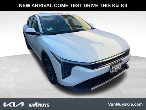 2025 Kia K4 EX